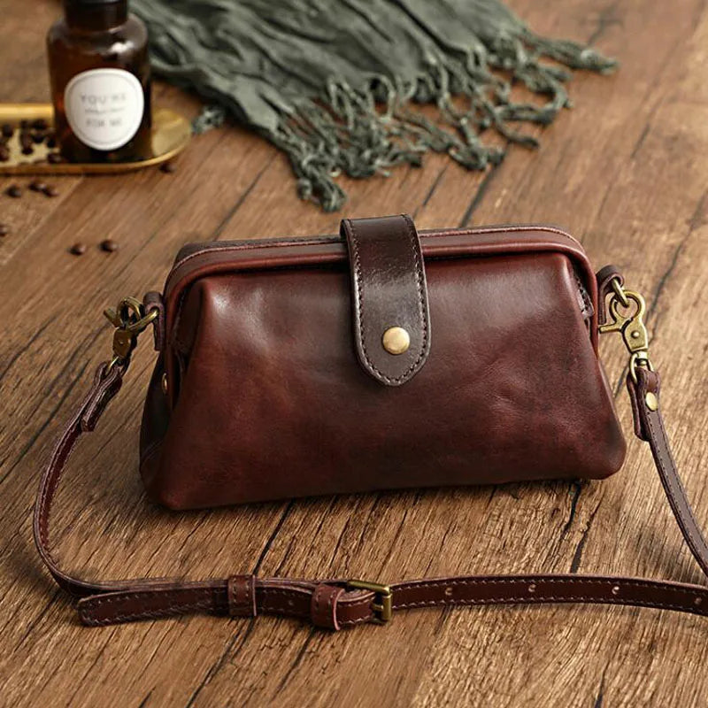 Velissa's Timeless Charm | Unique Vegan Bag