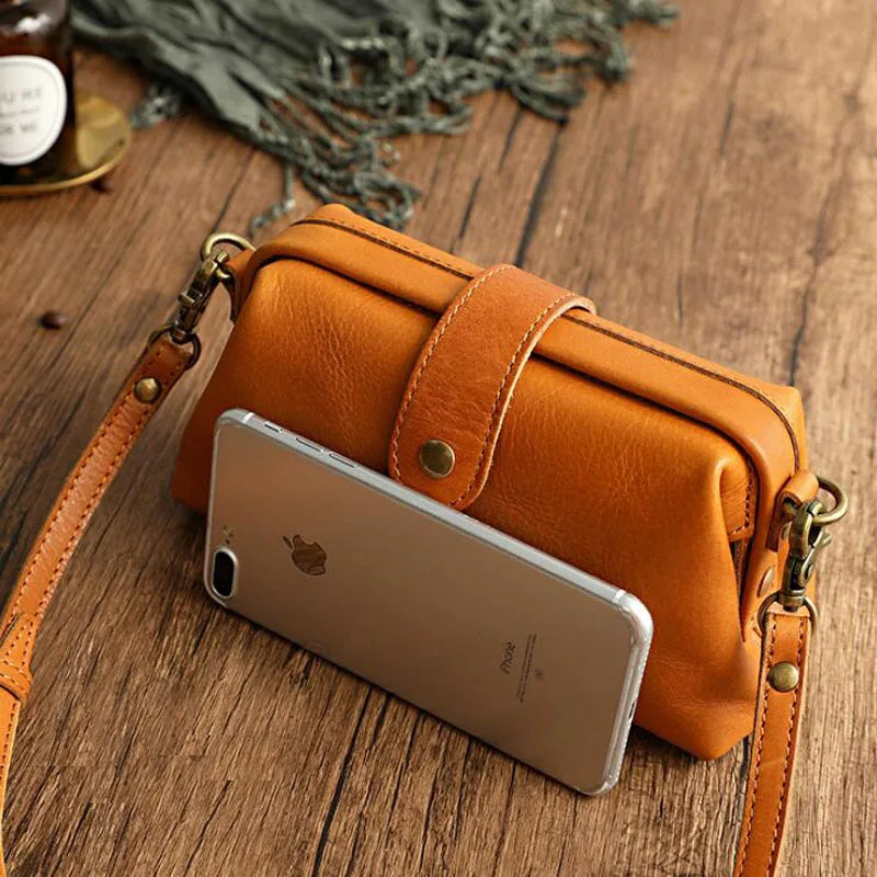 Velissa's Timeless Charm | Unique Vegan Bag